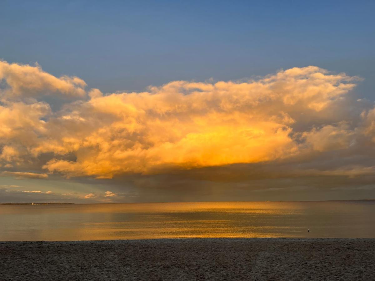 Ostsee Lodges Mit Wellnessbereich Timmendorfer Strand Ngoại thất bức ảnh